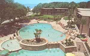 The Broadwater Beach pool in 1970