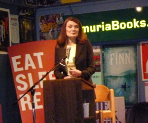 Jeanette Walls reading at Lemuria Books in Jackson, Mississippi, in 2011