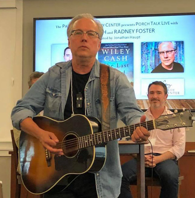 Singer-songwriter Radney Foster